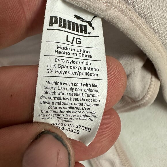Puma Women's Sports Bra Size L Nylon/Spandex Blend Adjustable Straps Crossover - Picture 3 of 3